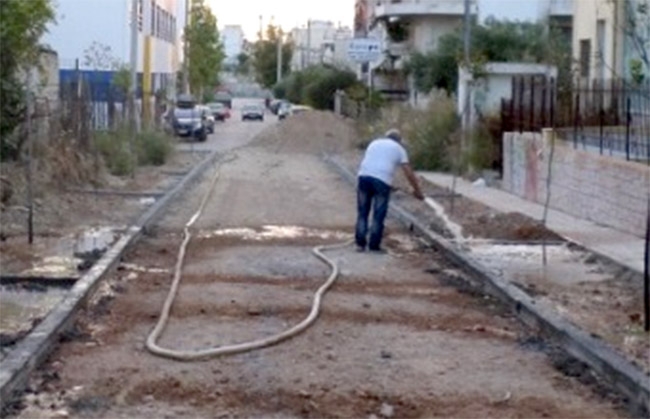 Υπογράφηκε η σύμβαση έργου για τις τσιμεντοστρώσεις οδών και ερεισμάτων Δήμου Ναυπλιέων