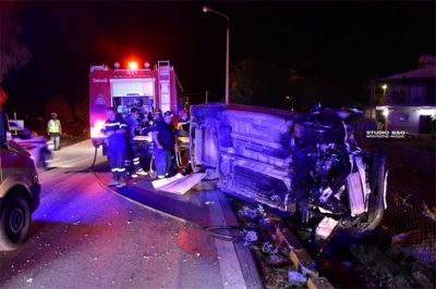Τροχαίο ατύχημα στο Ναύπλιο - Τραυματίστηκε ο οδηγός (vid)