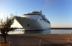Πάνω από 1000 τουρίστες σε Καλαμάτα και Ναύπλιο με το κρουαζιερόπλοιο Costa Neoclassica
