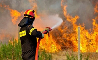 Φωτιά τώρα: Εκκενώθηκε η Καστανιά στην Ανατολική Μάνη