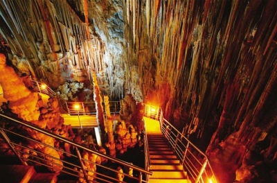 Σπήλαιο Καστανιάς – Πρόγραμμα λειτουργίας έως την Πρωτομαγιά