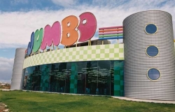 Τα Jumbo κυκλοφόρησαν διαφήμιση με γκέι ζευγάρι (video)