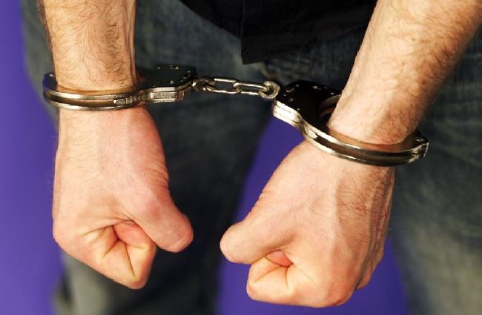 4 συλλήψεις σε Αρκαδία και Μεσσηνία για διάφορα αδικήματα