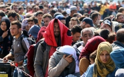Το πρωί της Κυριακής αναμένονται να φτάσουν στο λιμάνι της Καλαμάτας 40 πρόσφυγες.