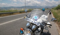 Μία νεκρή και δύο τραυματίες σε τροχαίο στην εθνική οδό Αθηνών-Πατρών