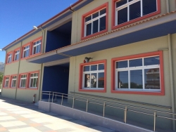 Παραδόθηκε το ολοκαίνουργιο κτίριο του 12ο δημοτικού σχολείου Τρίπολης (vid+pic)