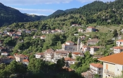 Ανοιξιάτικη βόλτα έξω από το πανέμορφο Βαλτεσινίκο (video)