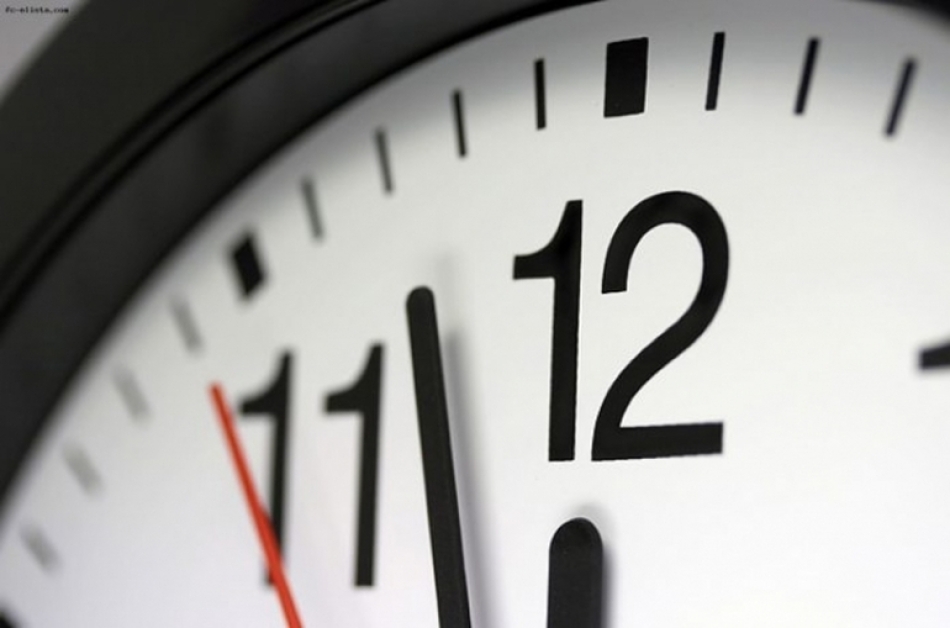 Αλλαγή ώρας: Μία ώρα μπροστά οι δείκτες των ρολογιών την Κυριακή