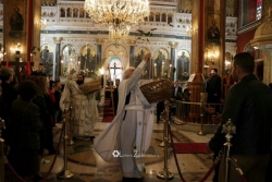 Με λαμπρότητα η πρώτη Ανάσταση στον Ιερό Ναό του Αγίου Βασιλείου στην Τρίπολη  (pics)