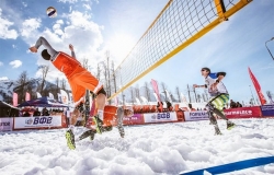 Το πρωτάθλημα snow volley αρχίζει το 2018 στα Καλάβρυτα!