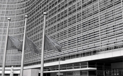 Η ΕΕ επενδύει 210 εκατ. ευρώ για την προώθηση καινοτόμων έργων στην αγορά