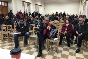 Πραγματοποιήθηκε η συνέλευση κατοίκων στα Τρόπαια με θέμα το κλείσιμο του υποκαταστήματος της Εθνικής Τράπεζας