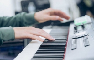 Επαναλειτουργούν τα τμήματα εκμάθησης κλασσικού πιάνου αρμονίου &amp; ζωγραφικής στον Δήμο Τριφυλίας