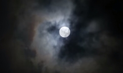 Υπερπανσέληνος 2017 - Η μεγαλύτερη και φωτεινότερη Σελήνη του χρόνου (video)