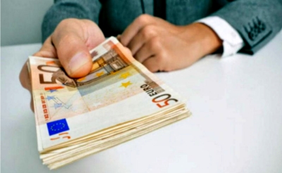 Από 20 έως 50 ευρώ η αύξηση της οικογενειακής παροχής στους δημοσίους υπαλλήλους