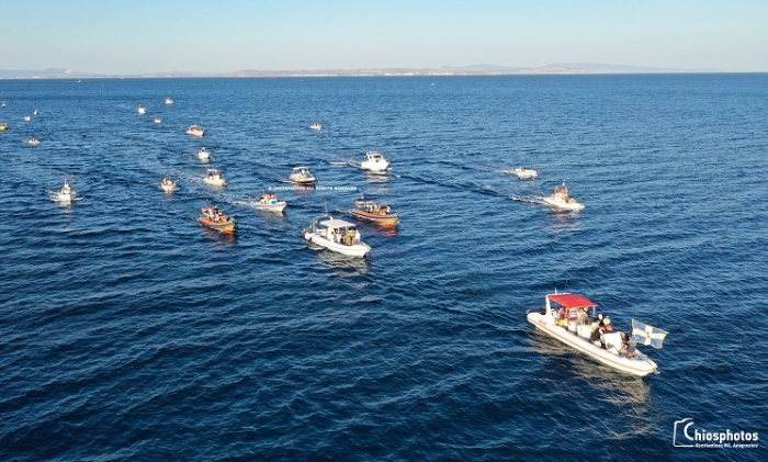 Εντυπωσιακή δια θαλάσσης μεταφορά εικόνας Αγίου Αιμιλιανού ( video DRONE &amp; pics)
