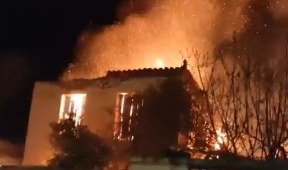 Αργολίδα: Πυρκαγιά σε σπίτι στην Ερμιόνη