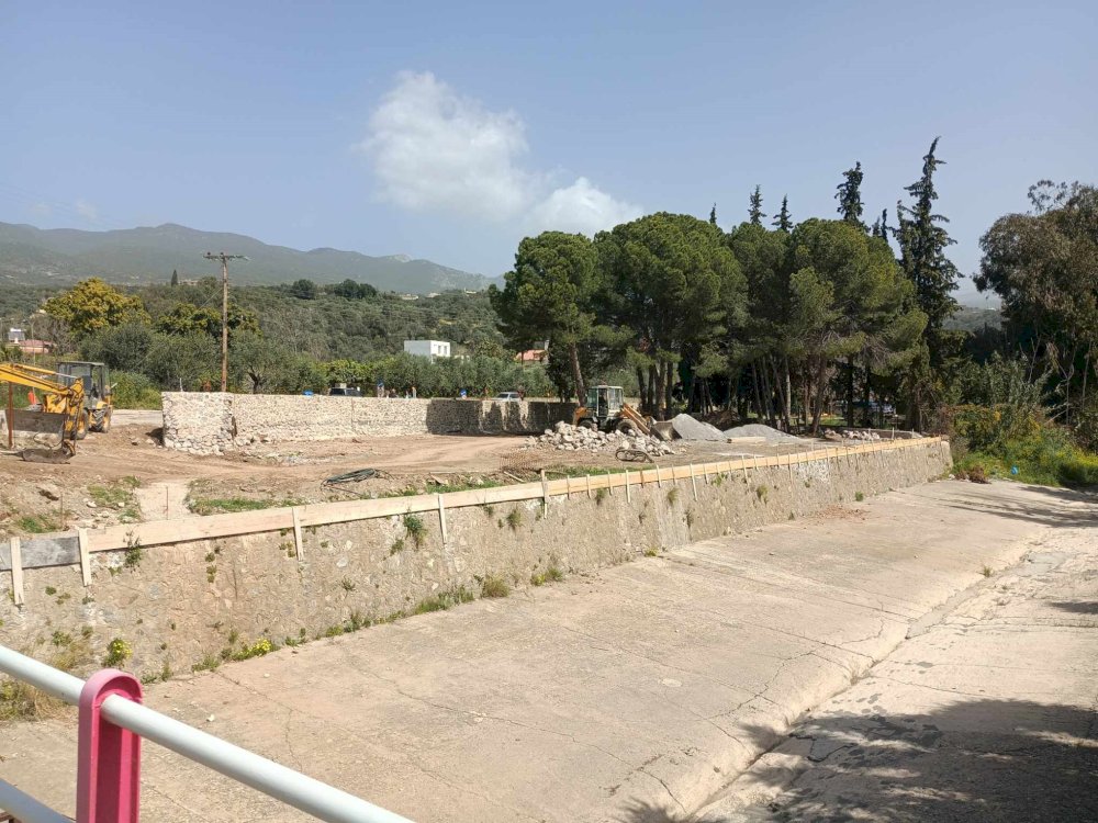 prochoroun-oi-ergasies-gia-to-ypaithrio-parko-elias