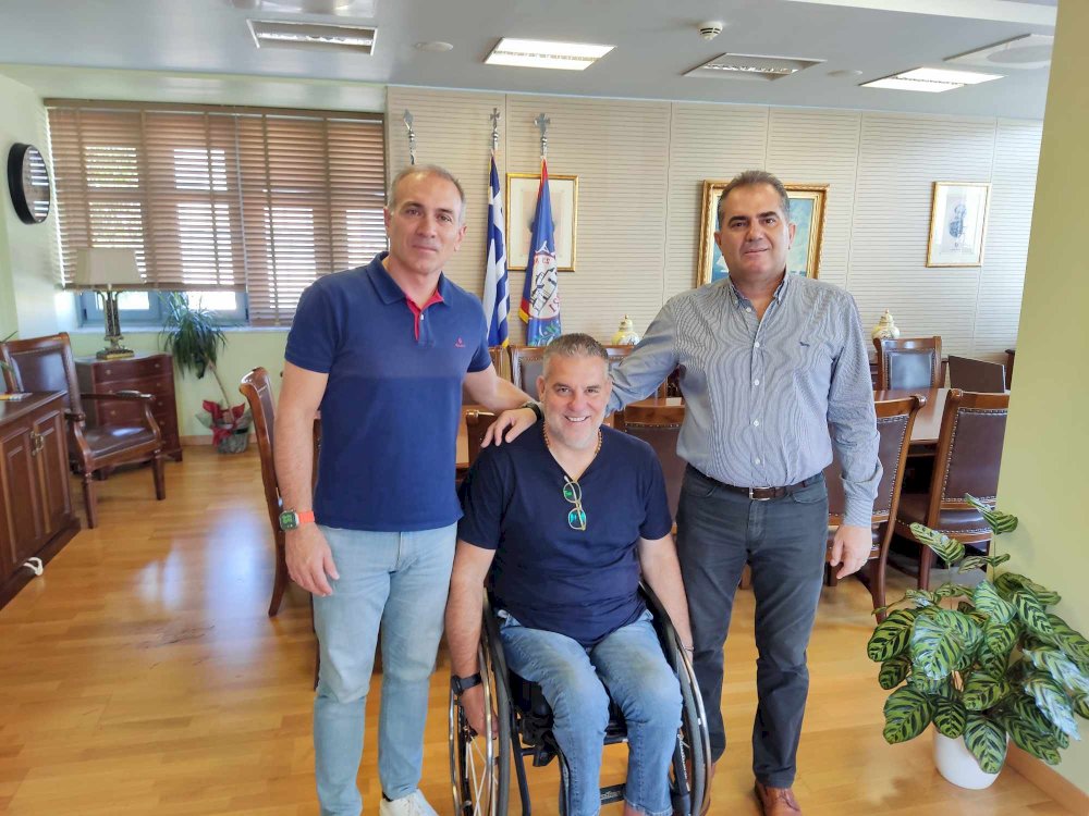 ton-dimarcho-kalamatas-episkeftike-o-ypopsifios-proedros-tou-segas-konstantinos-filis