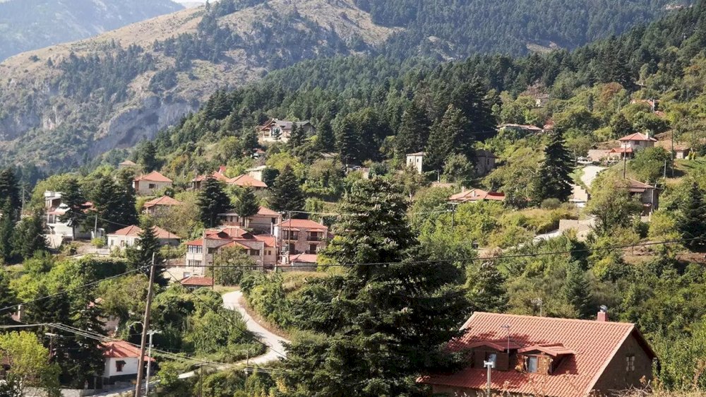 newsit.gr-–-trikala-korinthias:-periigisi-sta-aksiotheata-ton-mageftikon-synoikion