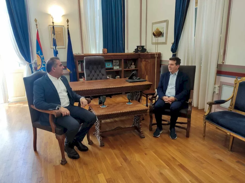 stin-kalamata-o-ypourgos-prostasias-tou-politi-michalis-chrysochoΐdis-ti-deftera-19-maΐou-2025