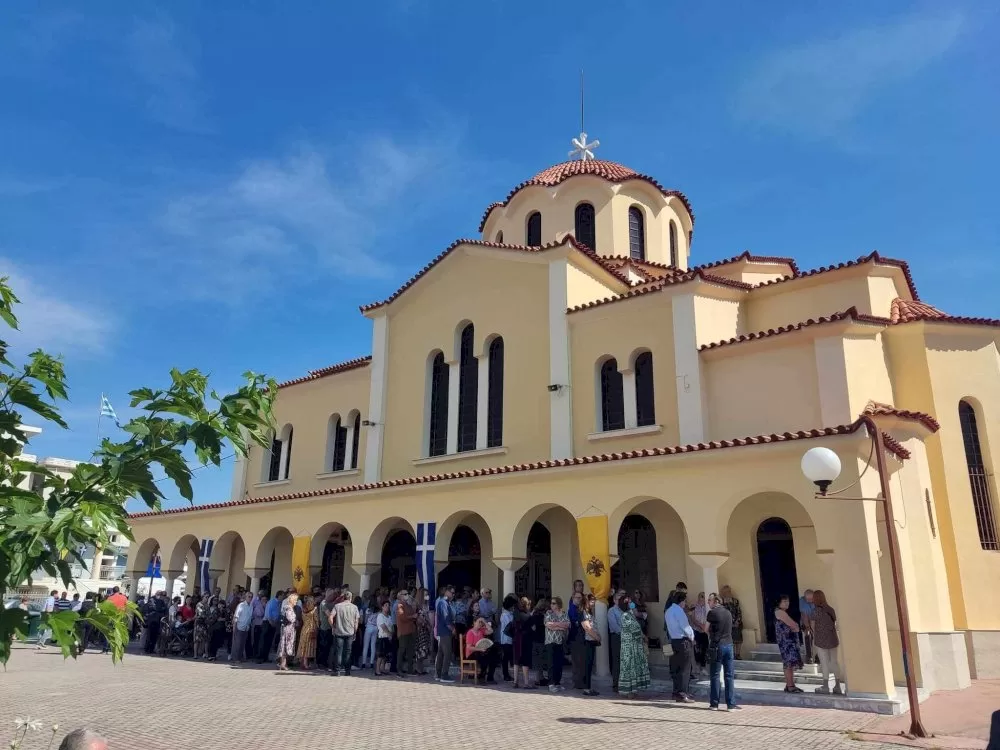 i-eorti-tou-agiou-pnevmatos-stin-kalamata