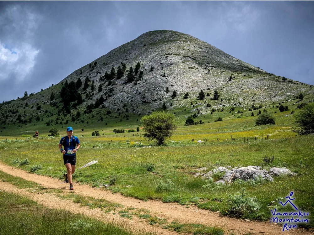 vamvakou-mountain-run-2025-sto-plevro-tis-epitychimenis-diorganosis-i-perifereia-peloponnisou