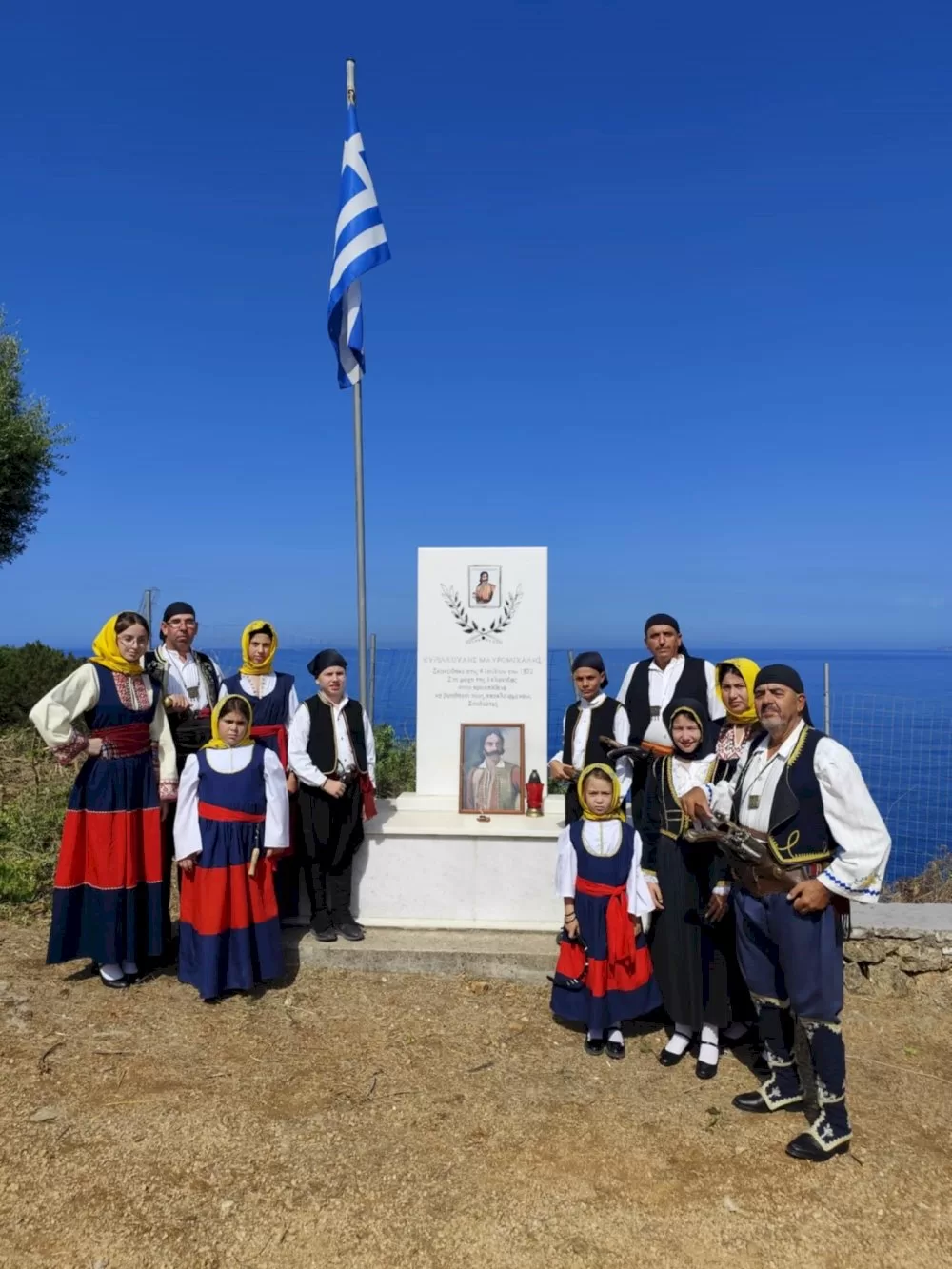 ston-adelfopoiimeno-dimo-pargas-antiprosopeia-maniaton-gia-ti-thysia-tou-kyriakouli-mavromichali
