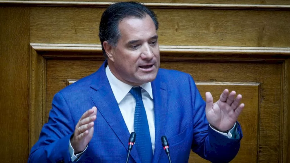 o-georgiadis-sygkrinei-chydaia-ta-tempi-me-ton-gerano-sto-peristeri