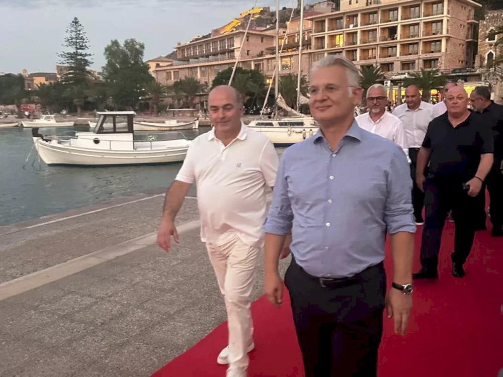 dimitris-ptochos:-stirizoume-ti-dimiourgia-kai-enischyoume-tin-politistiki-eksostrefeia-tis-peloponnisou