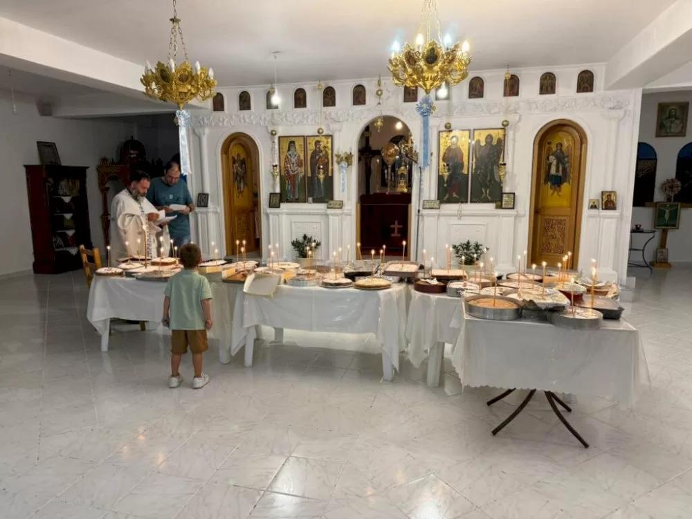 eortasmos-tou-agiou-fanouriou-stin-agia-marina-ston-tyro-me-fanouropites-kai-evlaveia
