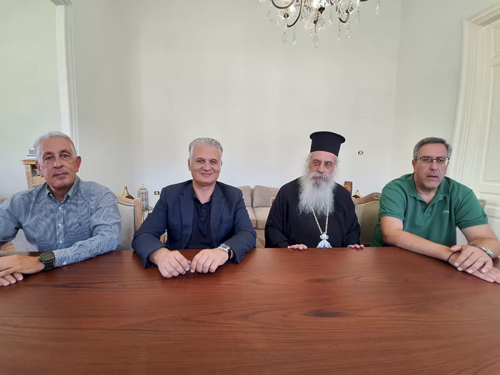 ypografi-programmatikis-symvasis-gia-tin-apokatastasi-tou-ierou-naou-apostolon-petrou-kai-pavlou-ston-agio-petro-kynourias