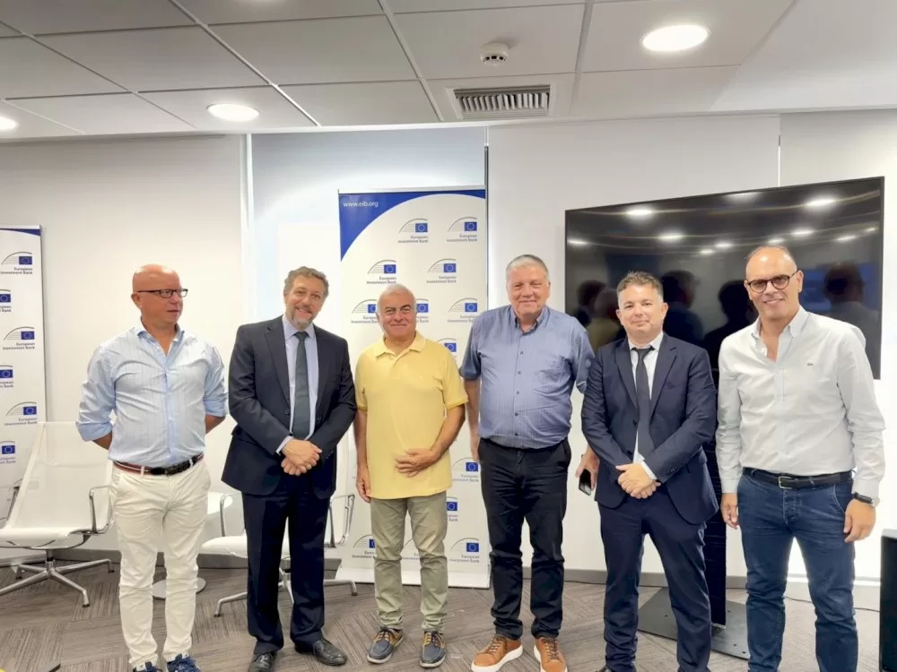 symmetochi-tou-dimou-kalamatas-se-enimerotiki-drasi-tis-evropaikis-trapezas-ependyseon