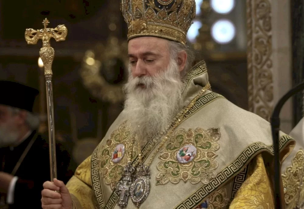 sygcharitirio-minyma-tou-dimarchou-gia-tin-eklogi-tou-neou-mitropoliti-korinthou,-sevasmiotatou-k.-pavlou