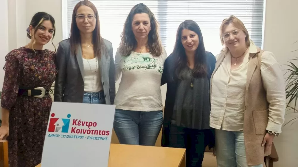 synantisi-ergasias-gia-themata-aftismou-sto-kentro-koinotitas-ksylokastrou-–-evrostinis