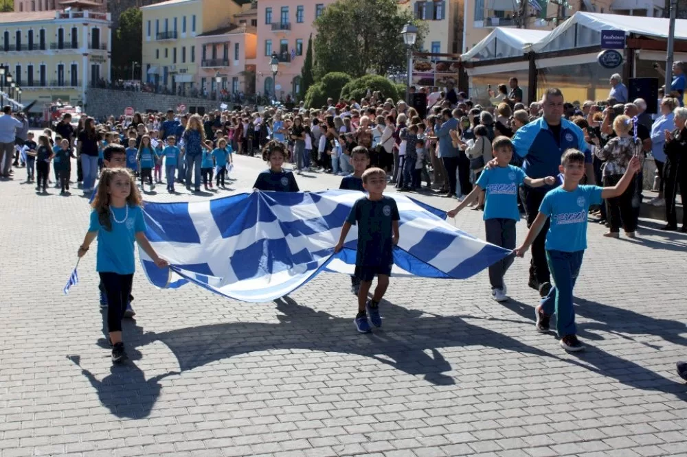 i-mani-timise-tous-athanatous-iroes-tou-epous-tou-’40