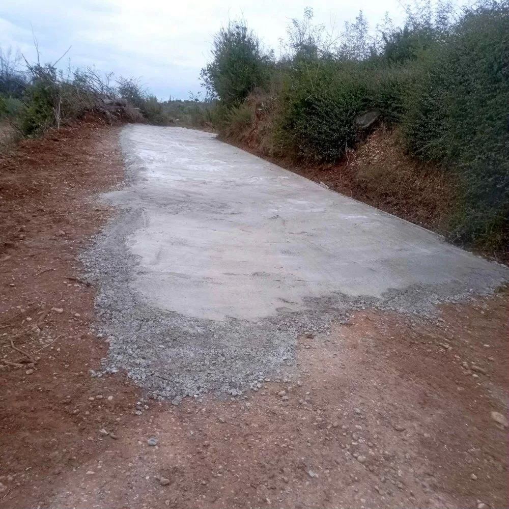 oloklirothikan-erga-odopoiias-kai-anaplaseon-koinochriston-choron-apo-pistoseis-sata-stis-dimotikes-koinotites-spathari-kai-doksas-tou-dimou-gortynias