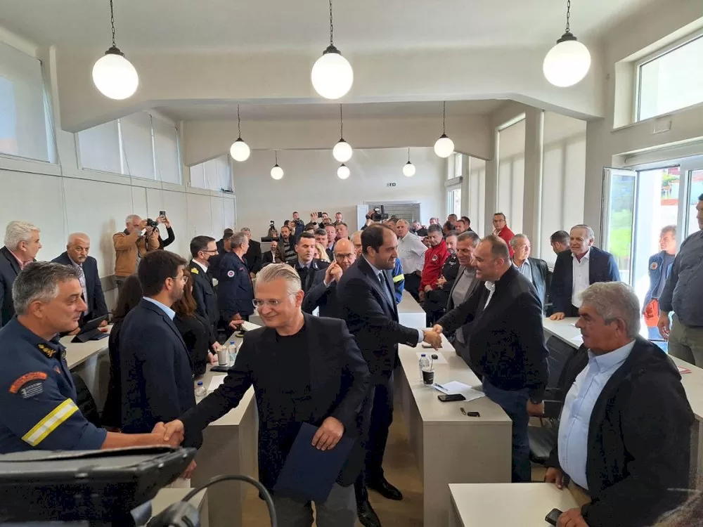 dimitris-ptochos:-enischysi-tis-pyroprostasias-stin-peloponniso-me-35-nees-ydatodeksamenes