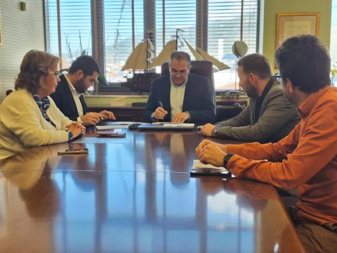 ypegrafi-i-symvasi-gia-tin-poleodomisi-tis-anatolikis-paralias