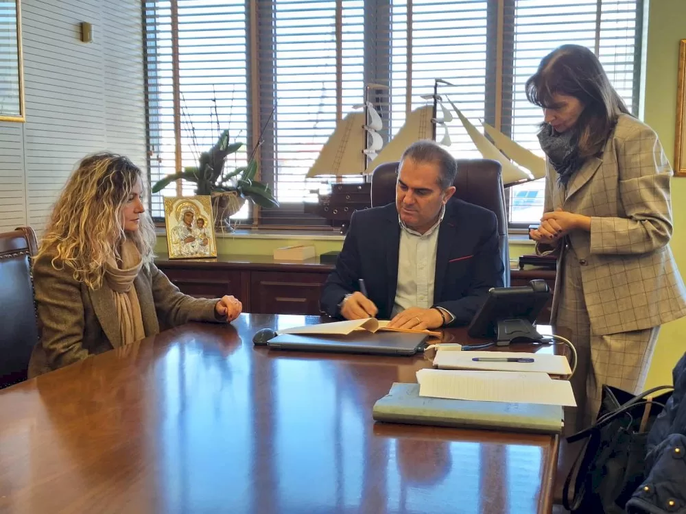 ypografi-symvolaiografikon-prakseon-gia-apodochi-doreon