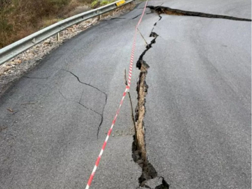 se-ekseliksi-erga-apokatastasis-stin-eparchiaki-odo-tripolis-vasta-apo-tin-perifereia-peloponnisou