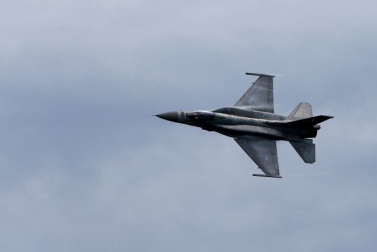 Τουρκικό drone στο Αιγαίο: Απογειώθηκαν F-16 για την αναχαίτισή του
