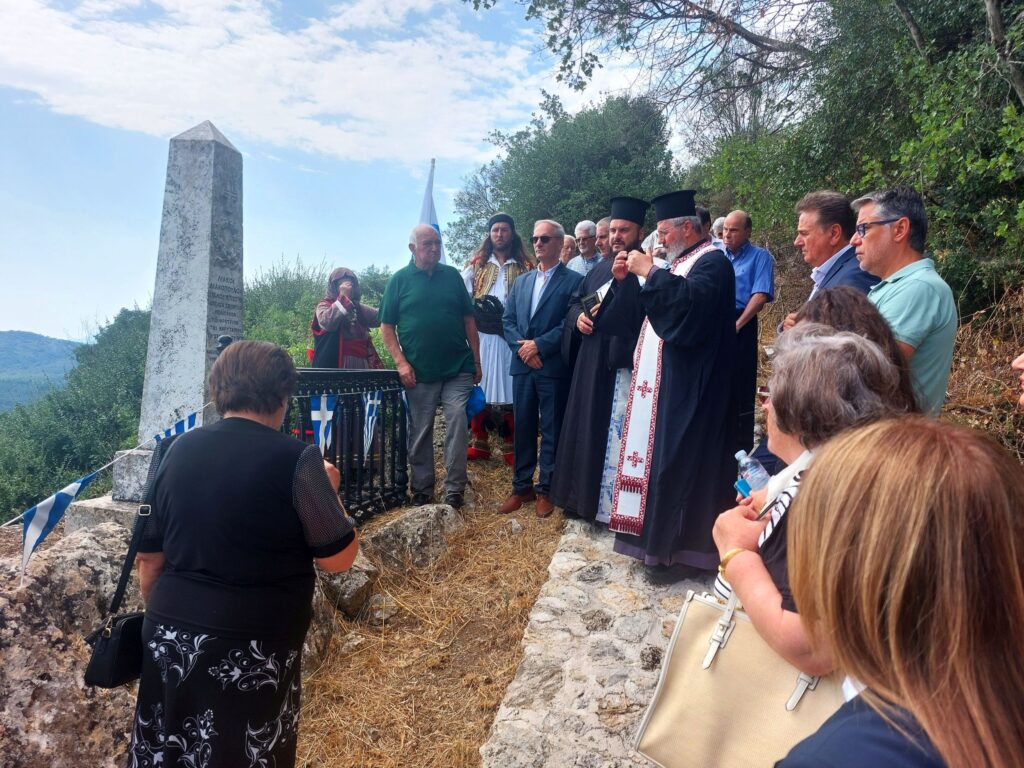 Τιμώντας τον ήρωα Λιάκο Λιακόπουλο που έπεσε ηρωικά μαχόμενος στην πολιορκία του Κάστρου της Καρύταινας