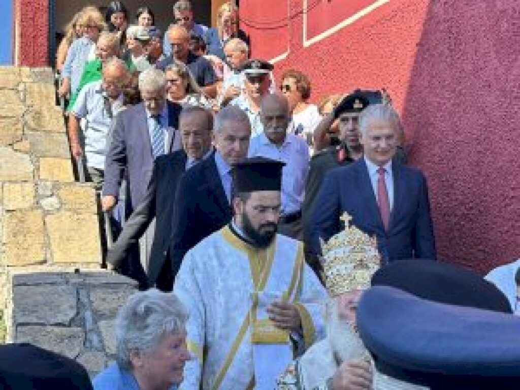 dimitris-ptochos:-mia-ksechoristi-stigmi-gia-ti-mani-kai-olokliri-tin-peloponniso-epitimos-dimotis-anatolikis-manis-o-patriarchis-theodoros-v